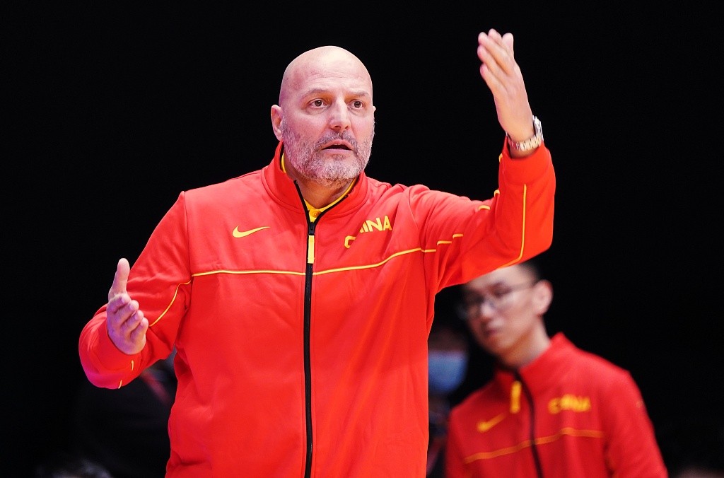 公开宣布辞, 选是卢卡, 不敌斯洛文 公开宣布辞, 选是卢卡, 不敌斯洛文