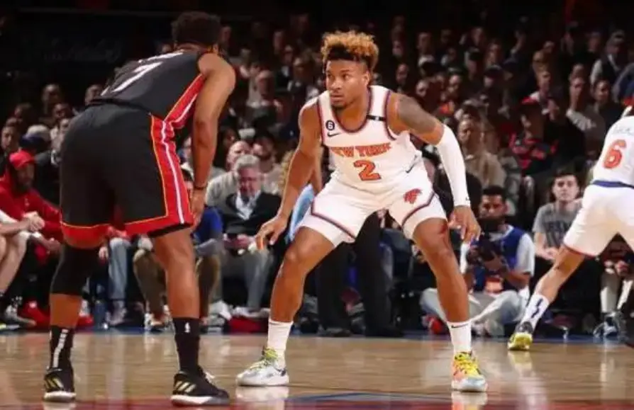 后卫辅佐杜, 伊森 后卫辅佐杜, 伊森